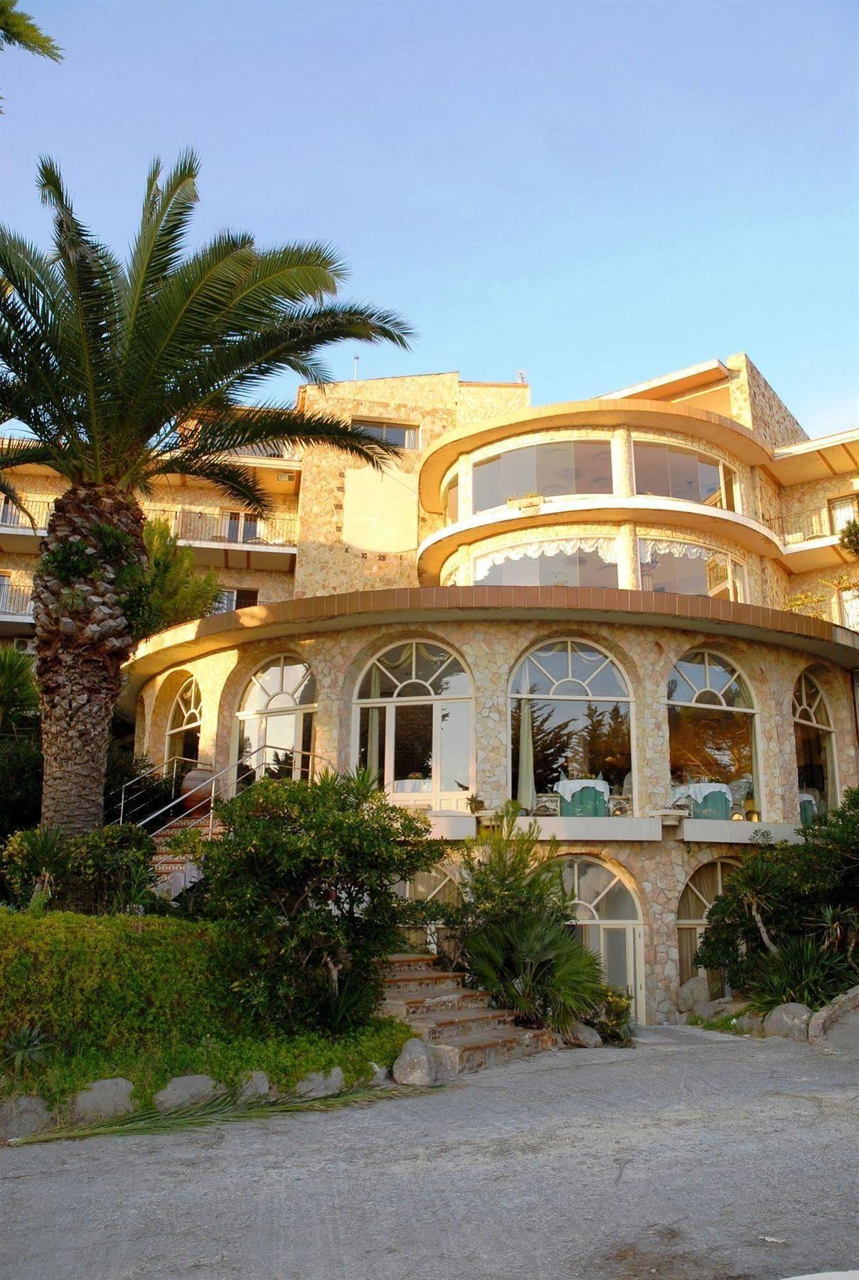 Eden Roc & Spa By Brava Hotel 4*